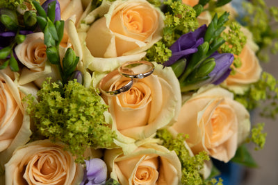 Our Favorite Fall Wedding Flowers