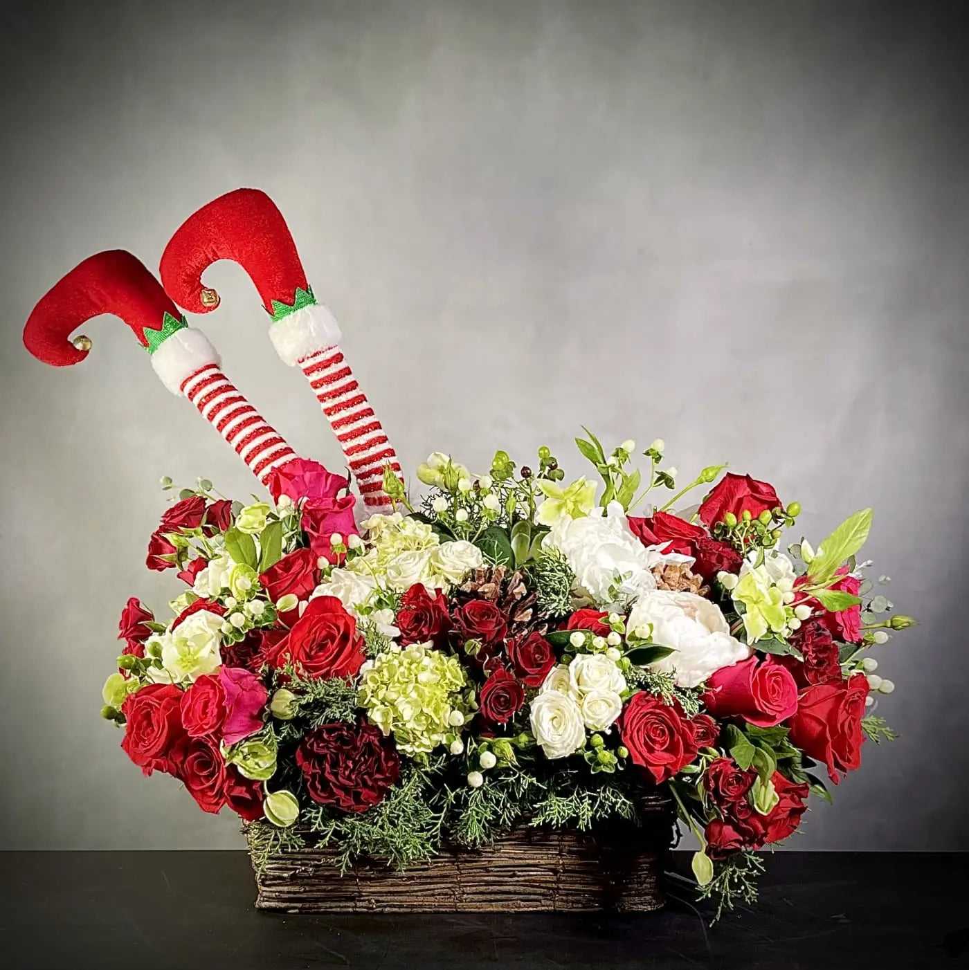 Christmas Arrangements - Beverly Hills Florist