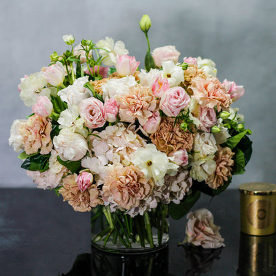 Beverly-Hills-Florist-blush-flowers2