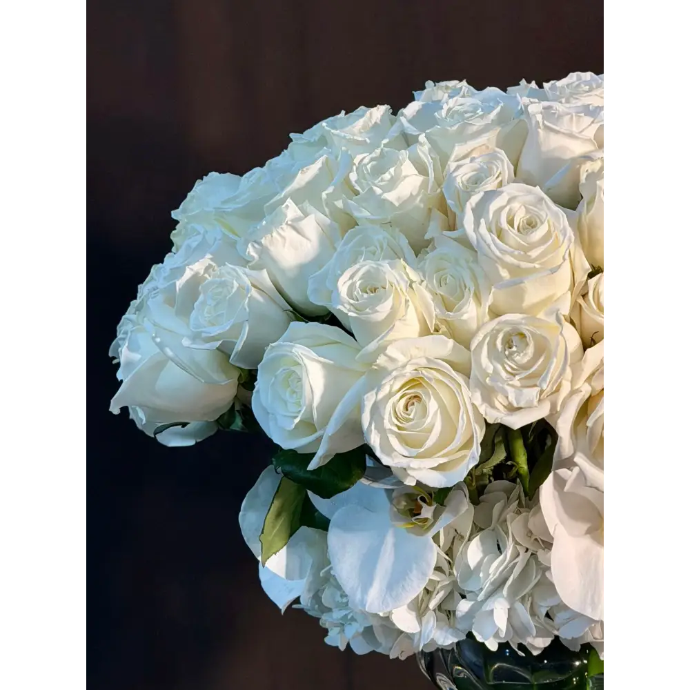 Beverly Hills Florist - Classic Whites Roses - Flowers