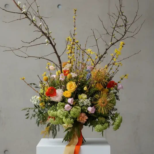 Luxury floral arrangements with mix seasonal flowers and same day delivery in Beverly Hills - Flowers