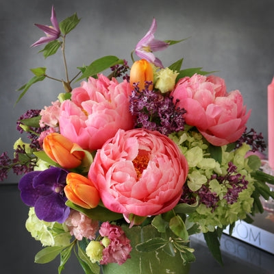 Chic ceramic vase arrangement with peonies, hydrangeas, and tulips – Beverly Hills florist same day delivery