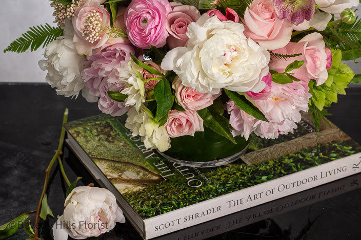 White peony and pink rose flower arrangement in glass vase for birthday with same-day delivery in Beverly Hills and Los Angeles