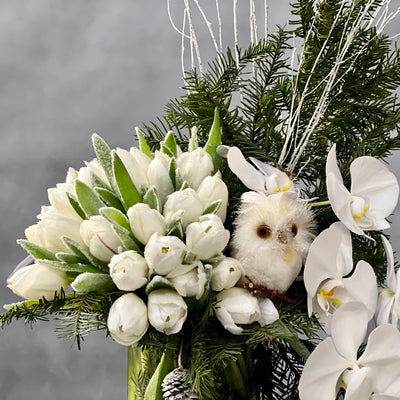 White Holiday Tulips - Designers Choice - beverlyhillsflorist