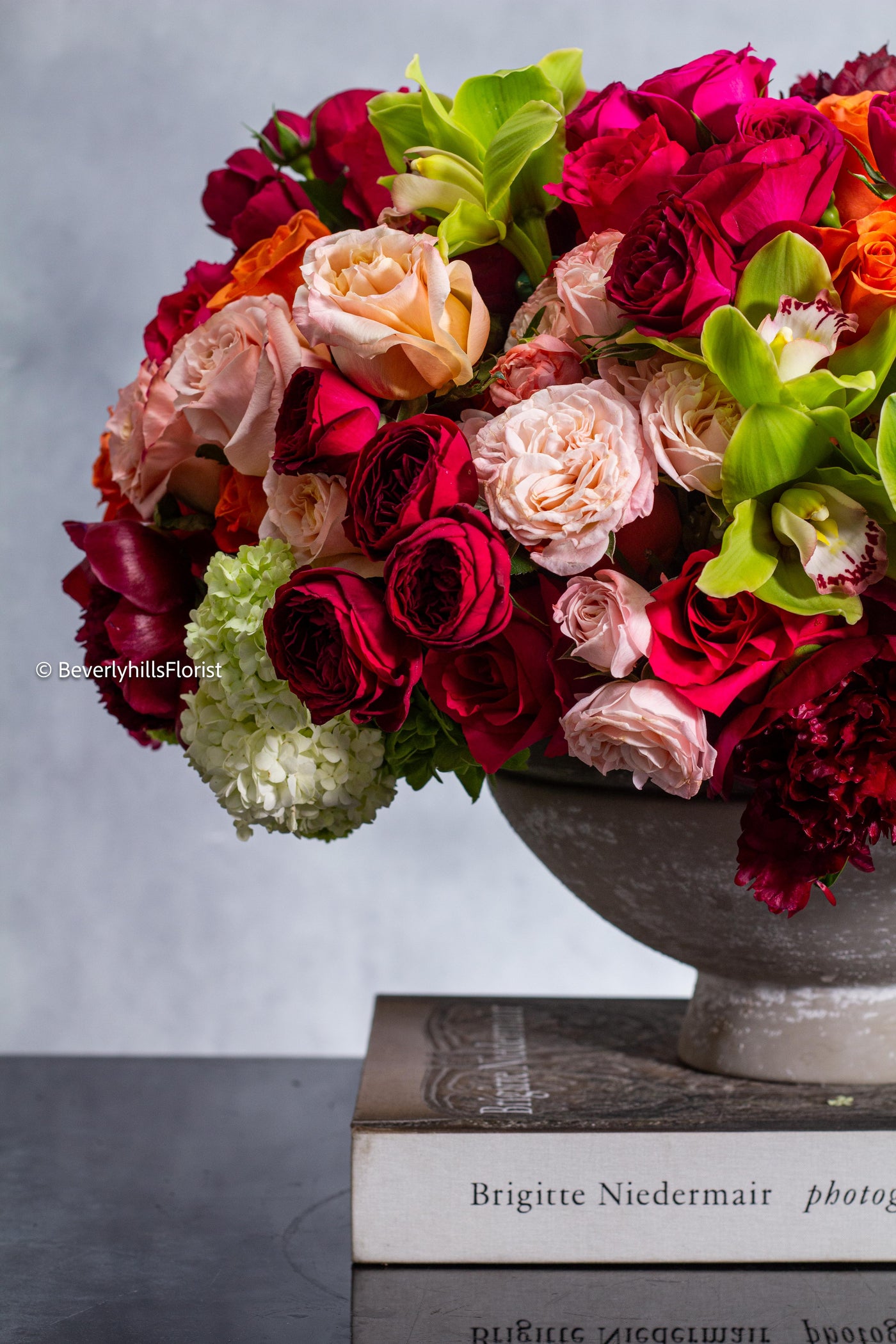 Love's Embrace - beverlyhillsflorist