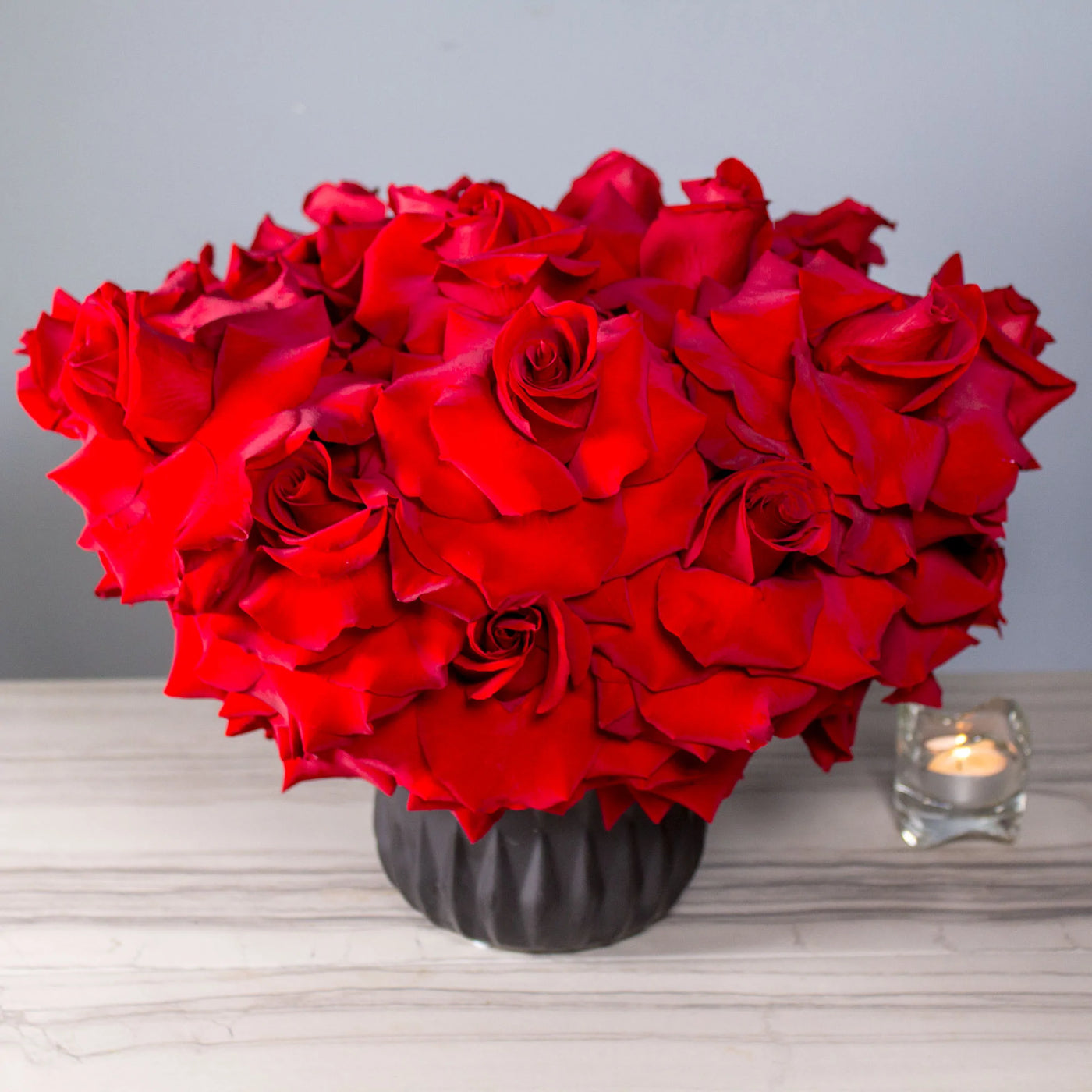 My Beverly Hills Florist presnets same day delivery for our American Beauty!