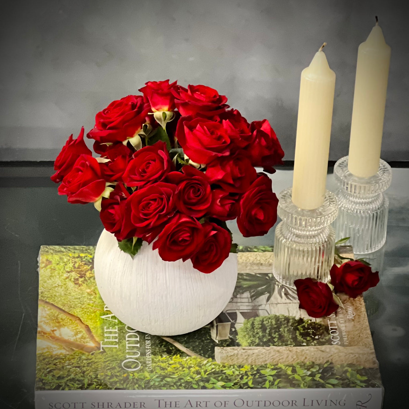 Ball Of Passion - beverlyhillsflorist