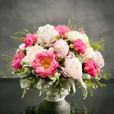 Beverly Hills Florist presents a fluffy and beautiful arrangement for same day delivery ! Full, fluffy, fresh, and gorgeous! These delicate coral Peonies can stand alone and make a huge statement of their own. A perfect creation for Birthdays, Welcomes, Thank you or simply a beautiful décor. 