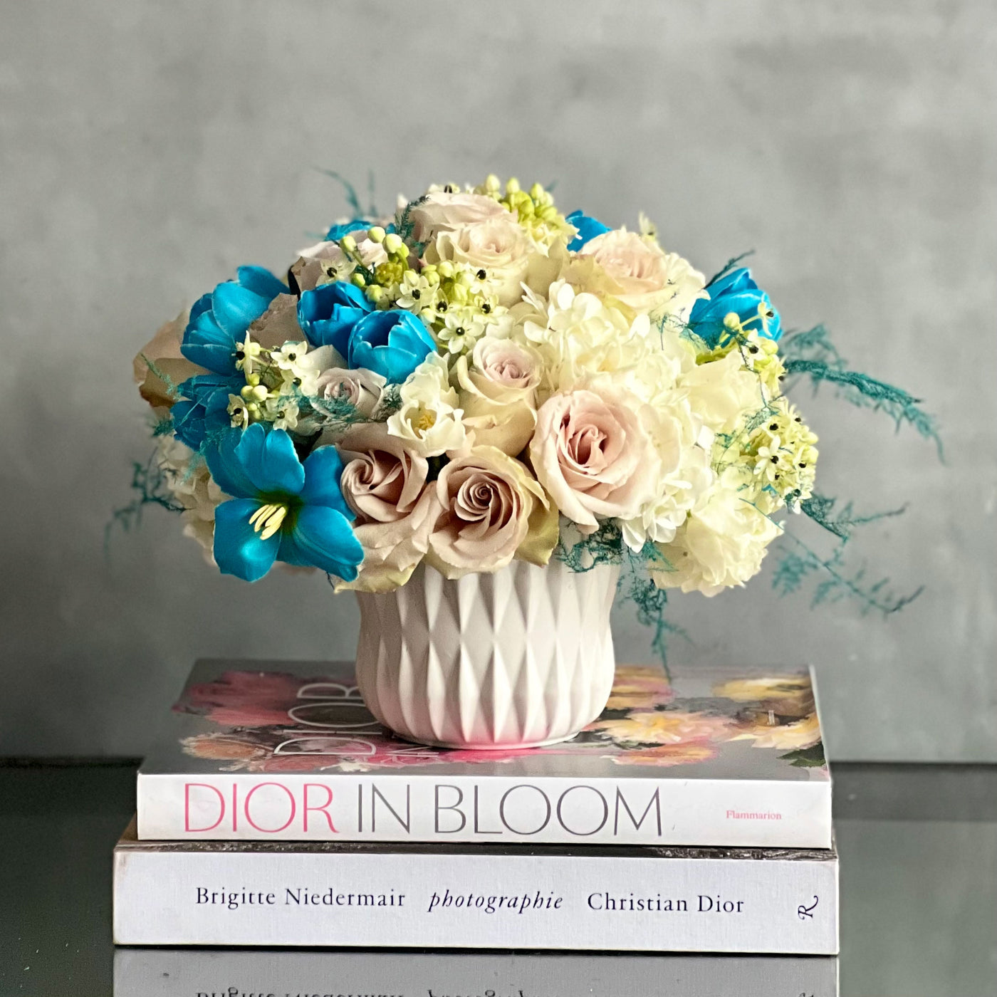 A Small Delight - beverlyhillsflorist