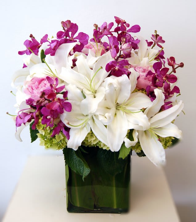 Three is Company - beverlyhillsflorist