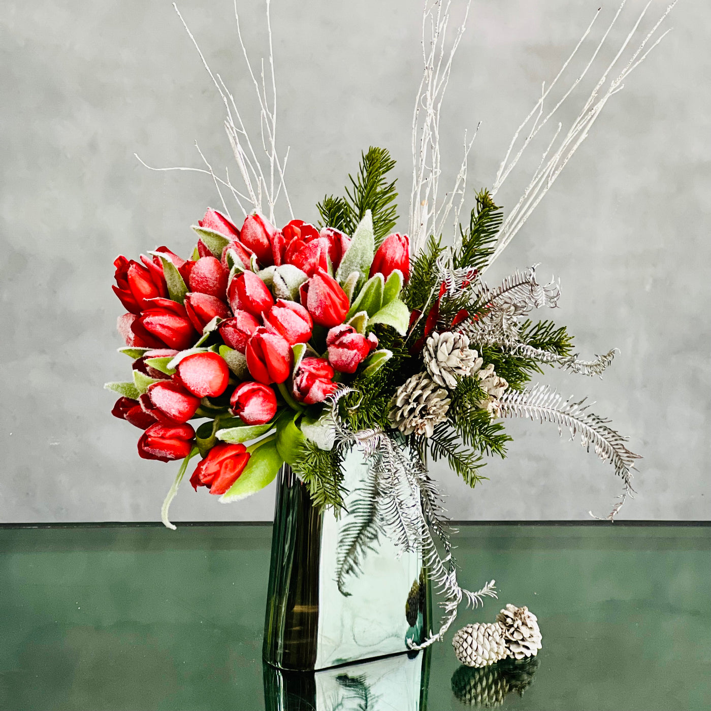 Holiday Tulip Cheers - beverlyhillsflorist