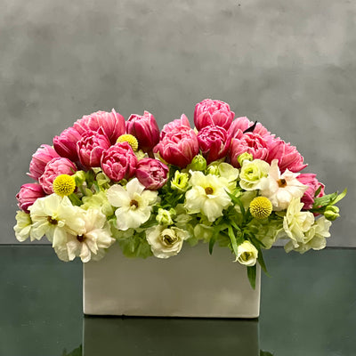 Tulips on clouds - beverlyhillsflorist