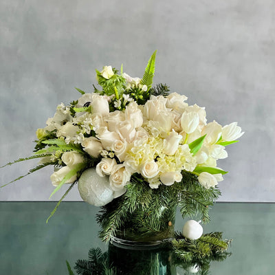 White Christmas Wishes - beverlyhillsflorist