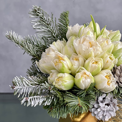 Geo Holiday Tulips - beverlyhillsflorist